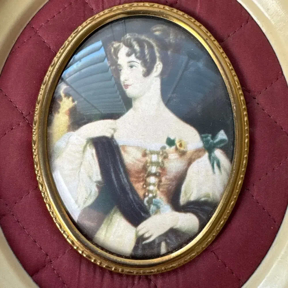 Vintage Victorian Lady Portrait Miniature Oval Cameo Frame Sir W.C. Ross Style